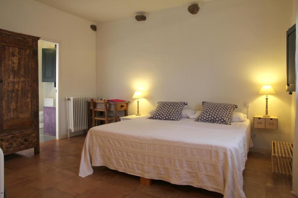 Hostal Nou De Crespiá Szoba fotó